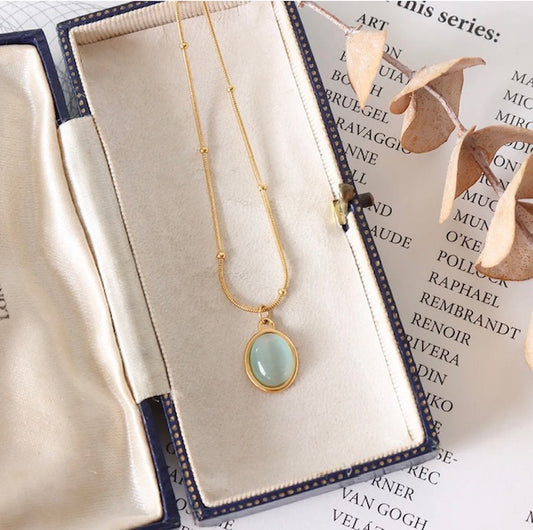 Golden Aura Necklace