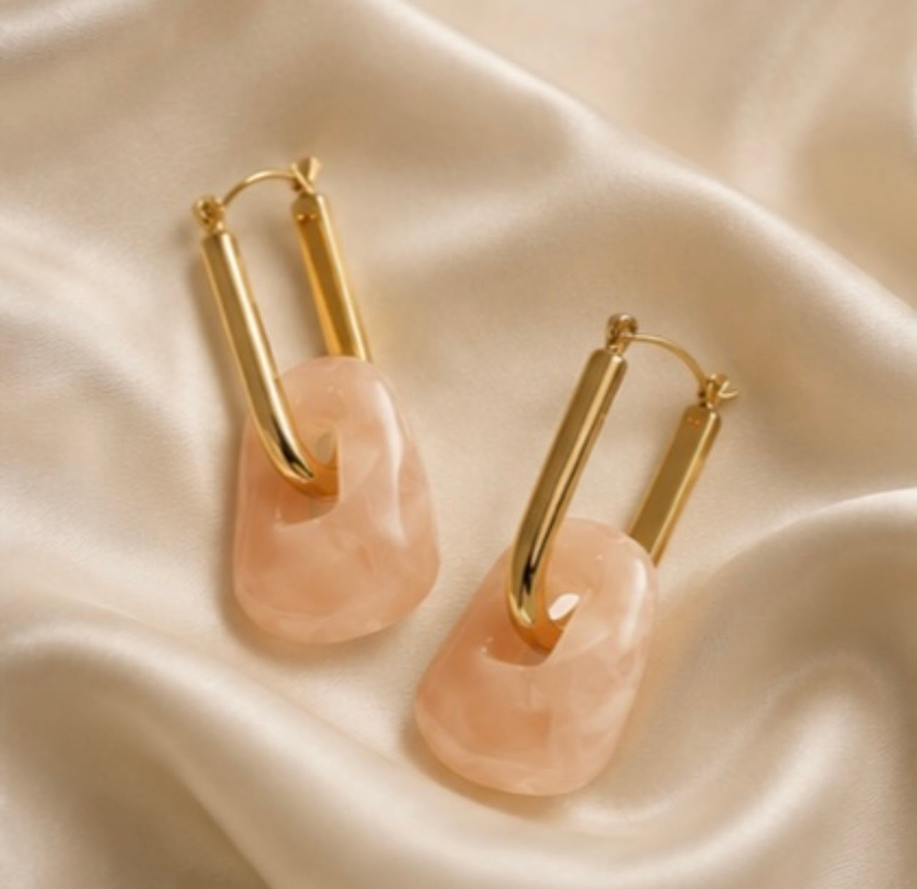 Shela Hoop Earrings